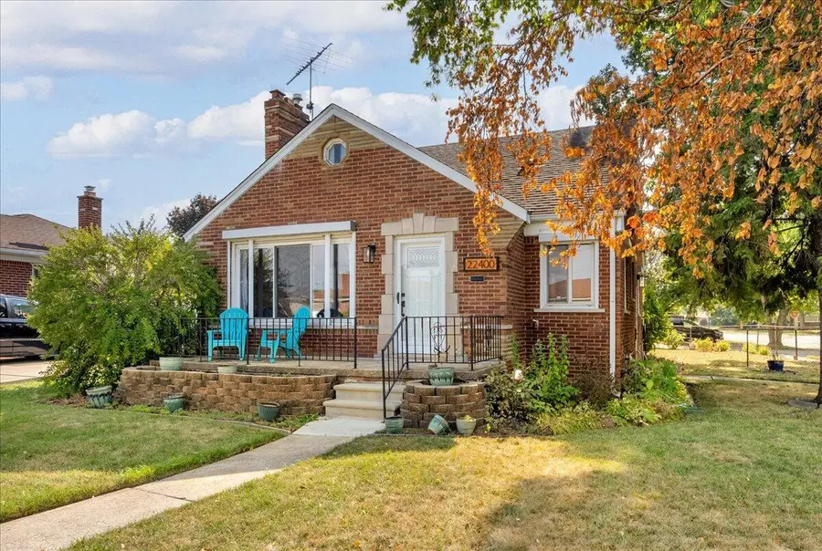 22400 Petersburg Avenue, Eastpointe, MI 48021 - #3