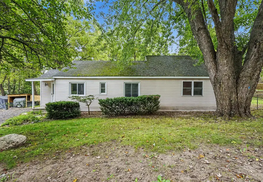 3826 Milla Avenue Nw, Comstock Park, MI 49321 - #2
