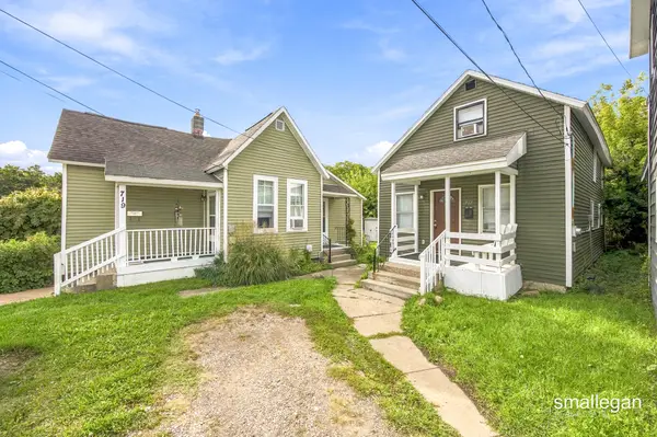 717 Whalen Court Nw #719, Grand Rapids, MI 49504