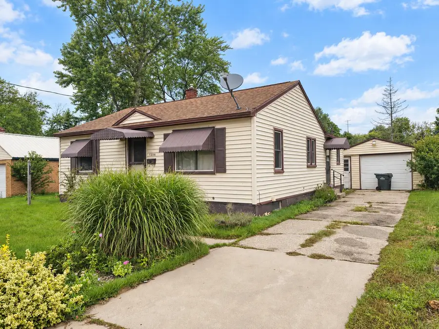 1236 E Isabella Avenue, Muskegon, MI 49442 - #2