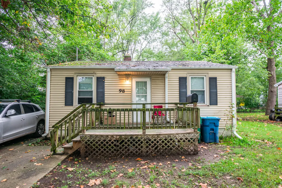 98 23rd Street S, Battle Creek, MI 49015 - #1
