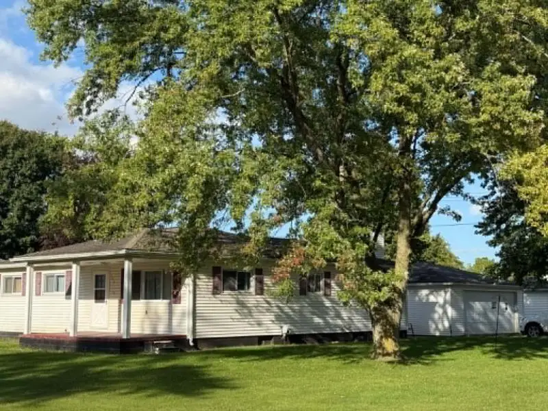 396 S Silver Street, Bad Axe, MI 48413 - #2