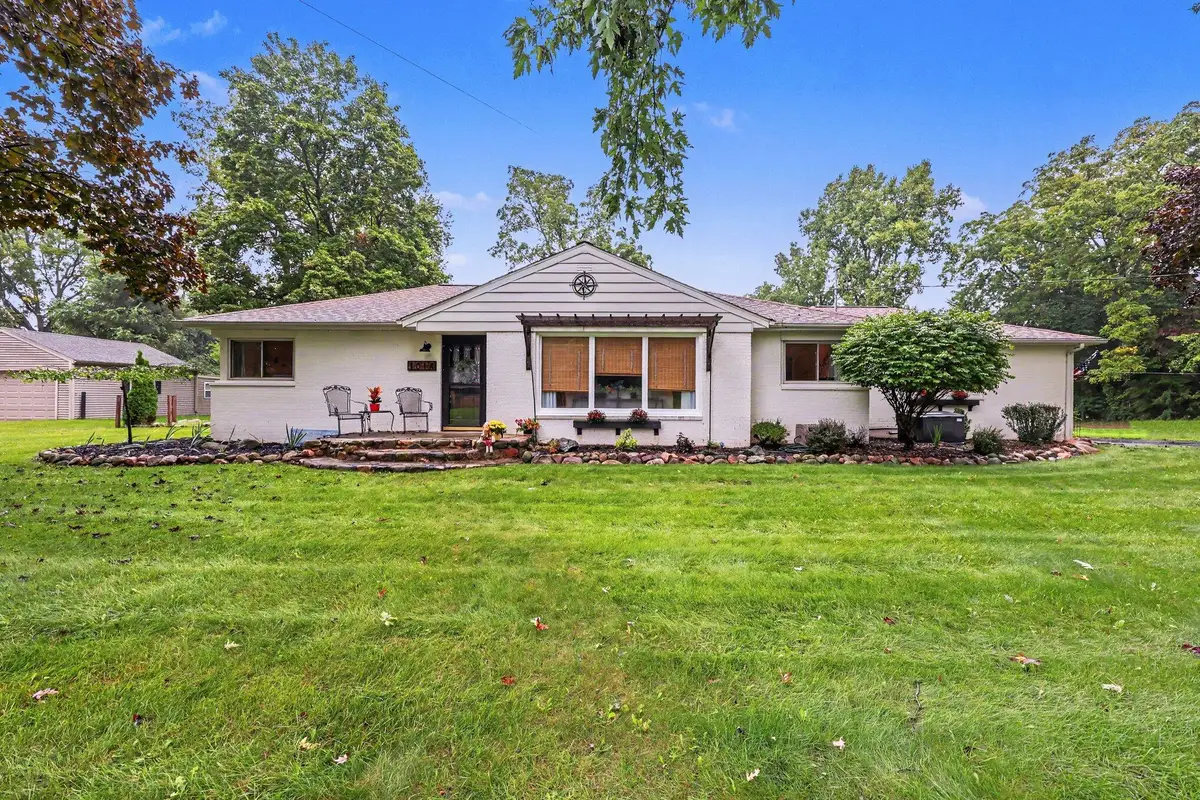 1014 Crestwood Lane, Jackson, MI 49203 - #1