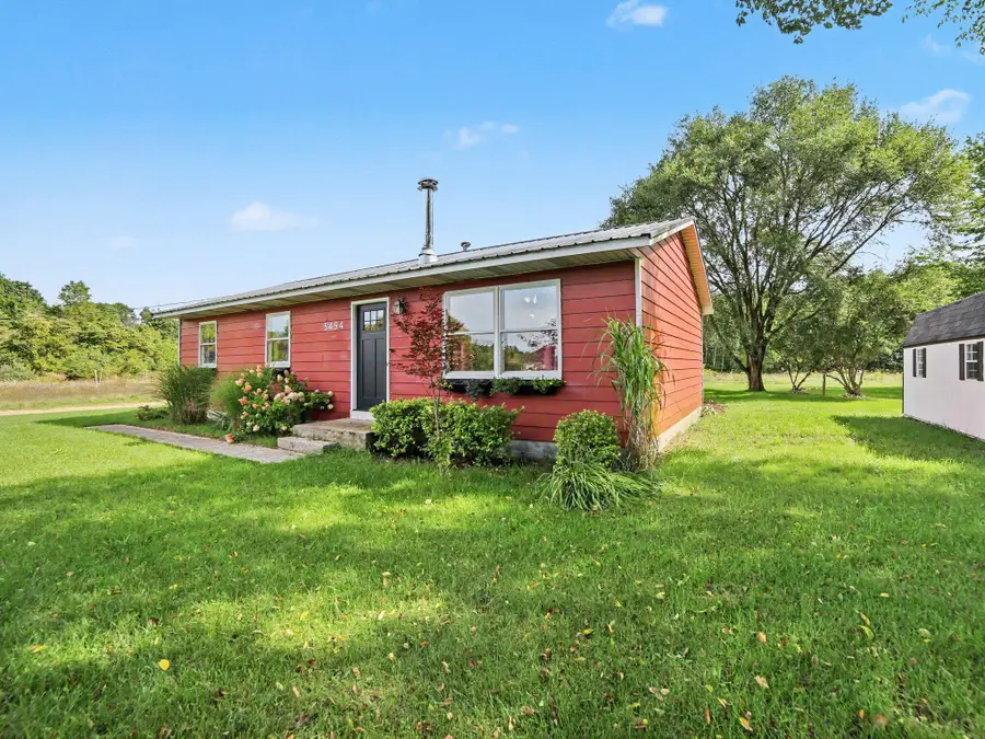 5494 S 168th Avenue, Hesperia, MI 49421 - #2