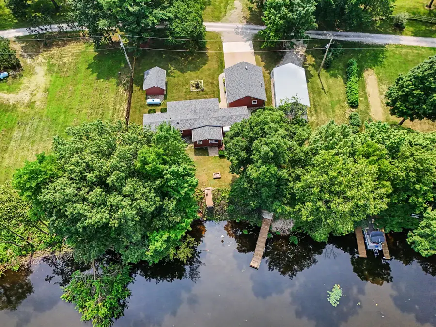 13492 Riverside Drive, Constantine, MI 49042 - #2