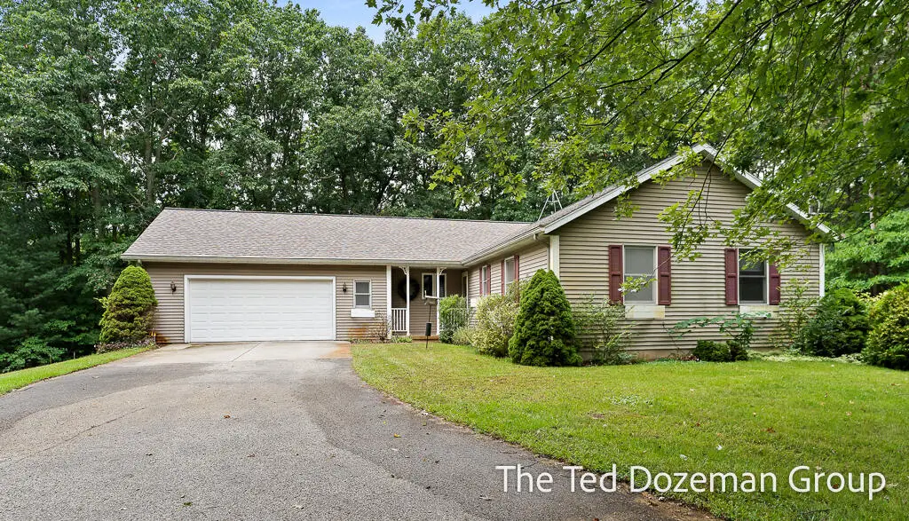 16565 Greenly Street, Holland, MI 49424 - #1