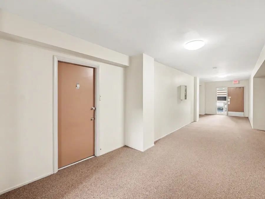 2152 Pauline Boulevard #Apt 207, Ann Arbor, MI 48103 - #3