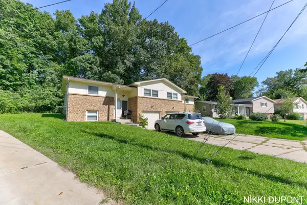2931-2933 Okemos Drive Se, Grand Rapids, MI 49546