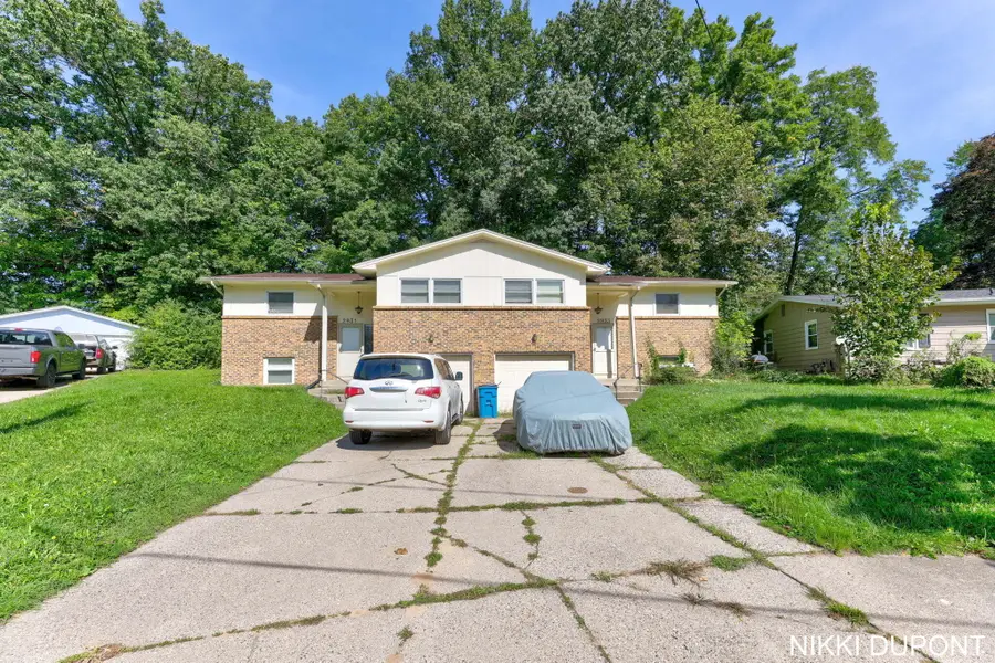 2931-2933 Okemos Drive Se, Grand Rapids, MI 49546 - #2