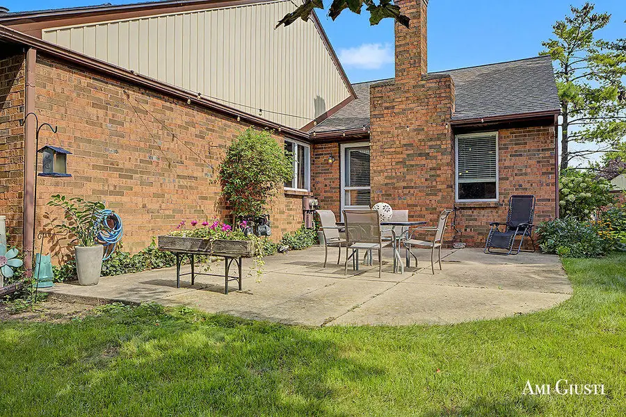 2285 Radcliff Circle Se, Grand Rapids, MI 49546 - #3