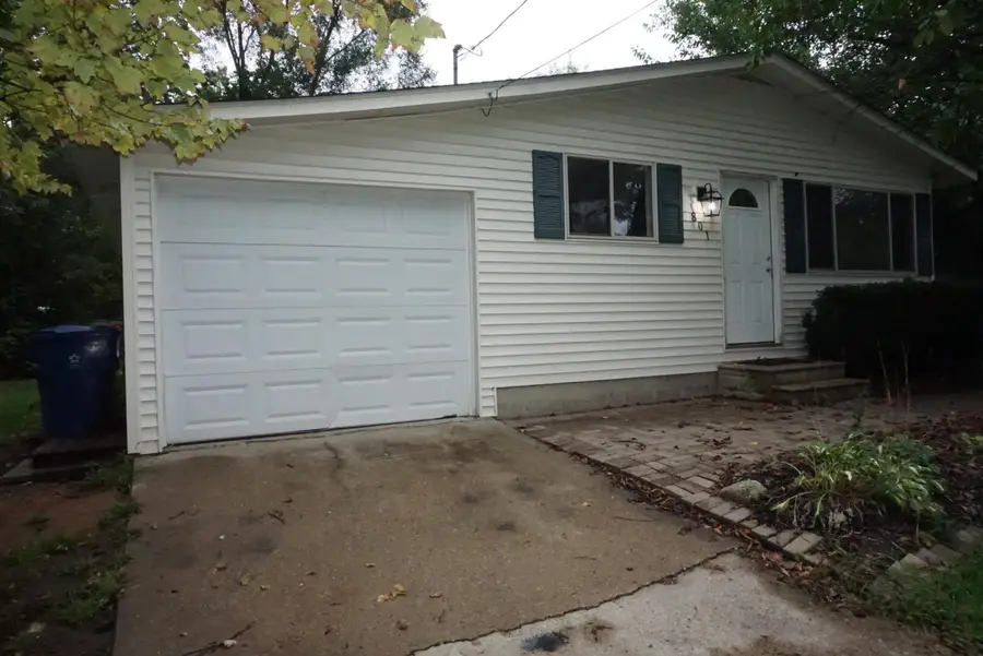 801 Farnsworth Road, White Lake, MI 48386 - #2