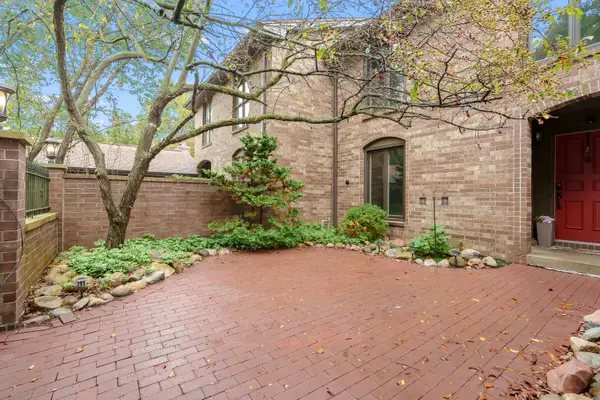 3648 Woodcliff Drive, Kalamazoo, MI 49008
