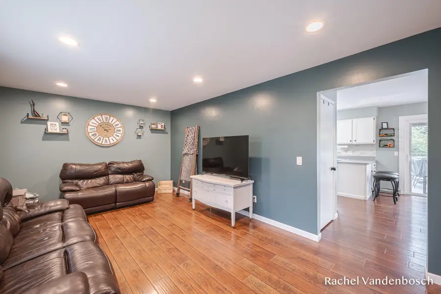898 Hunt Street Se, Lowell, MI 49331 - #3