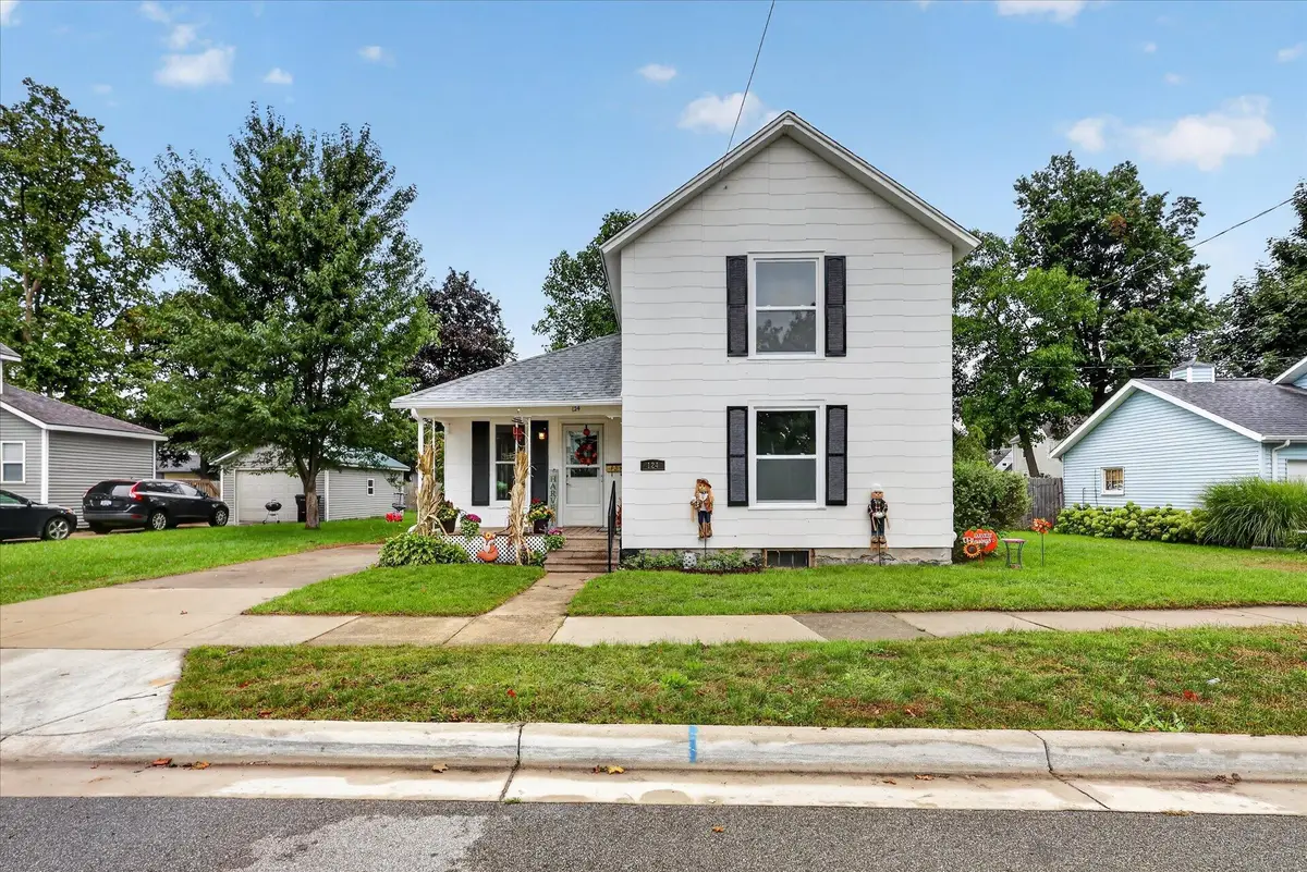124 Washington Street, Sparta, MI 49345 - #1