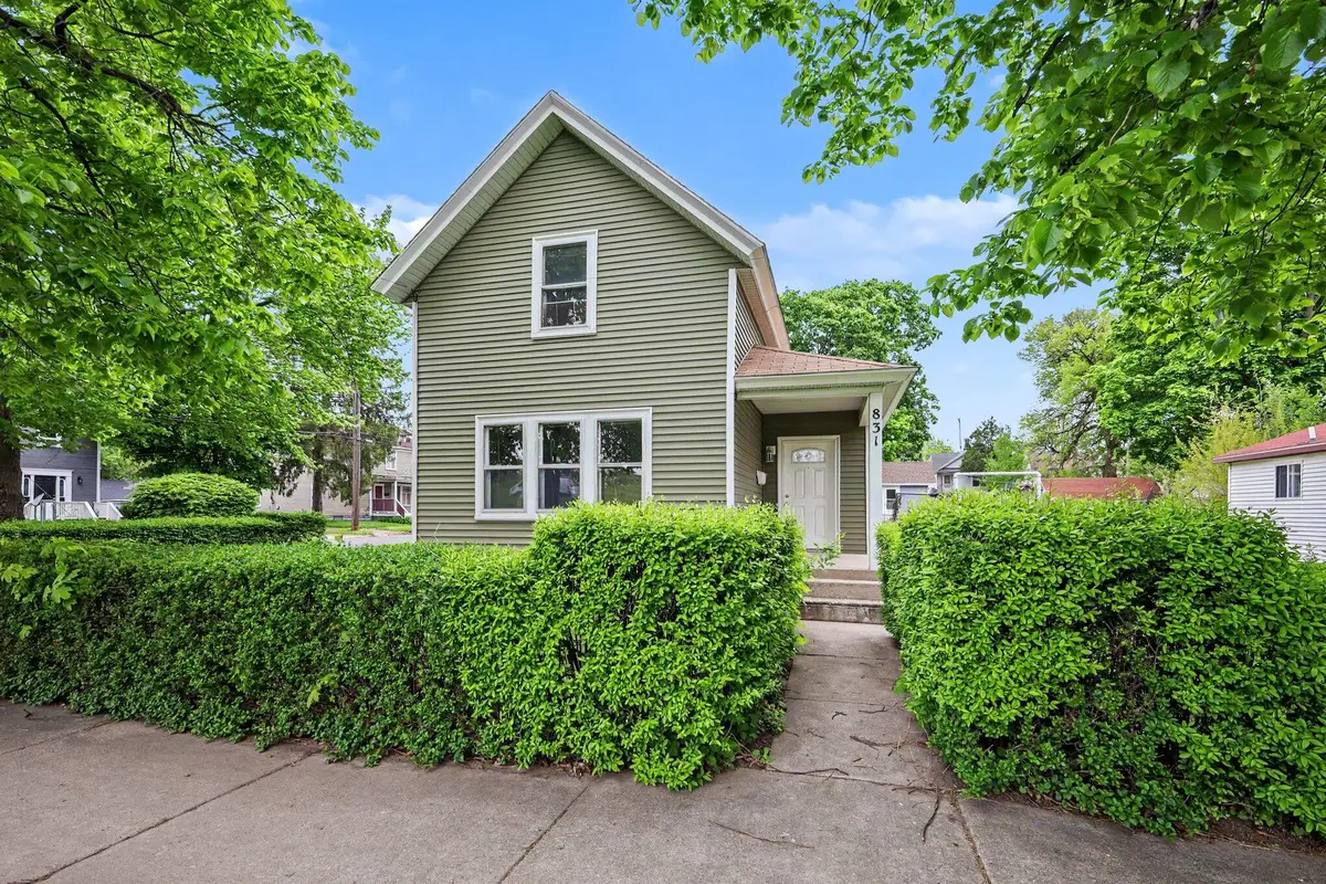 831 Second Street Nw, Grand Rapids, MI 49504 - #1