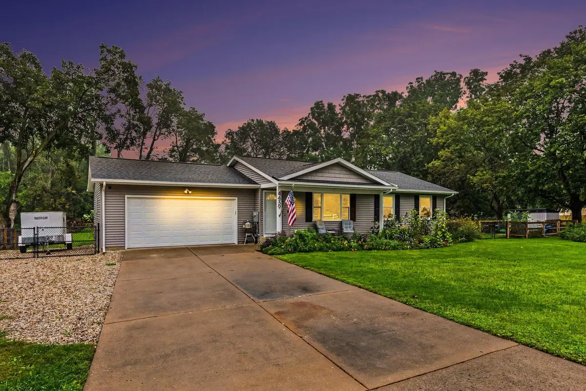 4439 Minges Road S, Battle Creek, MI 49015 - #1