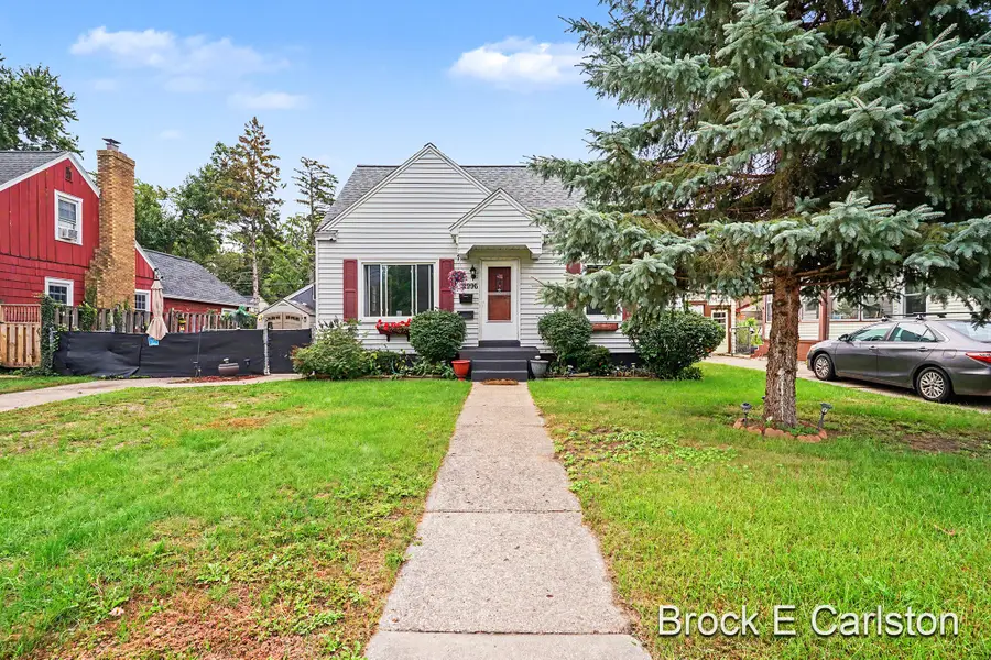 2996 Roosevelt Road, Roosevelt Park, MI 49441 - #2