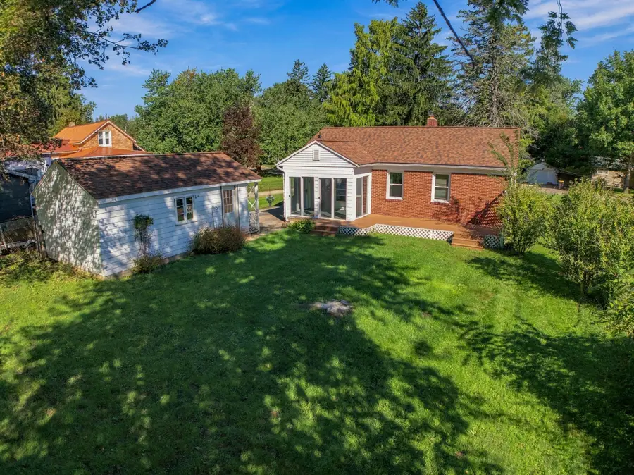 38 W Hallett Street, Hillsdale, MI 49242 - #3
