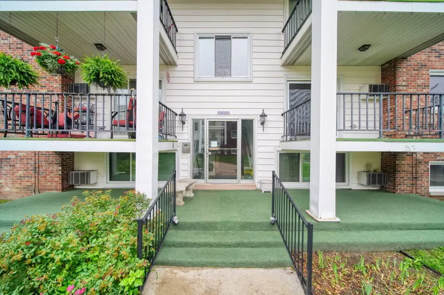 806 W Michigan Avenue #207W, Jackson, MI 49202 - #3