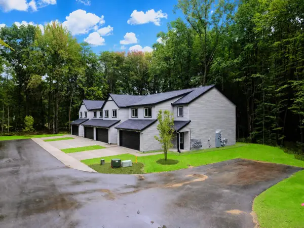 17226 Roosevelt Road, Spring Lake, MI 49456
