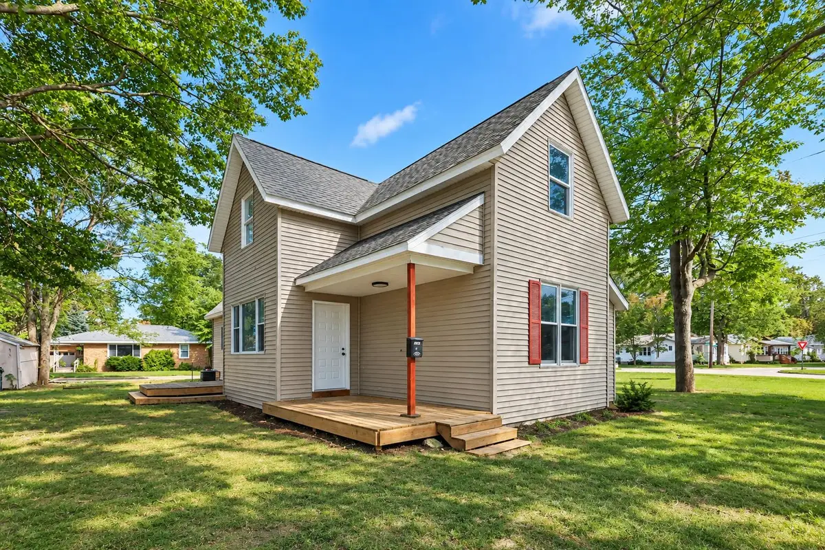2184 Mann Street, Muskegon, MI 49441 - #1