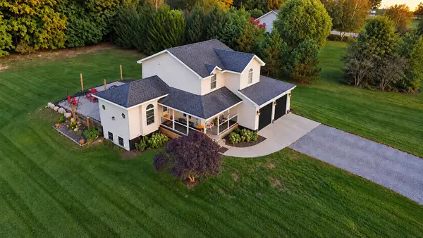 4512 Traxton Drive, Hesperia, MI 49421