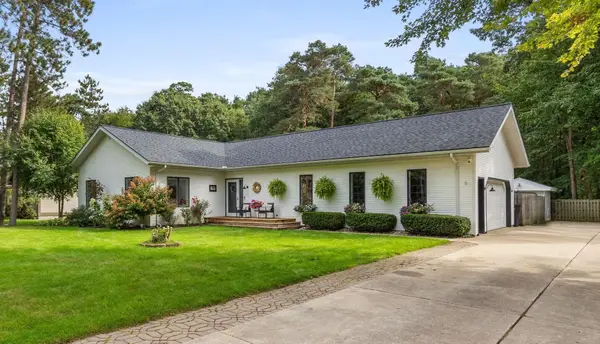 13342 Forest Park Drive, Grand Haven, MI 49417