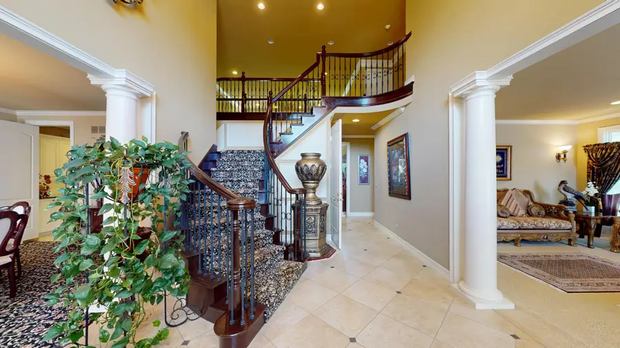 32576 Sanctuary Court, Farmington Hills, MI 48336 - #2