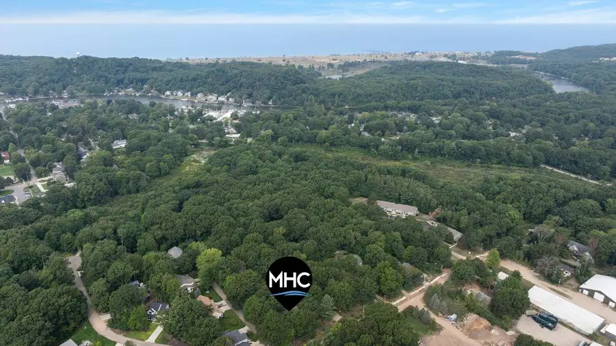 997 Singapore Drive, Saugatuck, MI 49453 - #2
