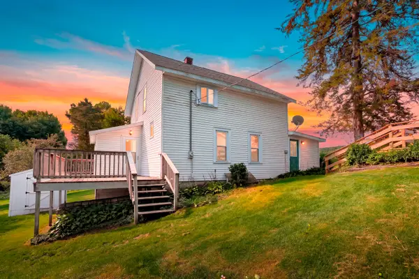 72861 28th Street, Lawton, MI 49065