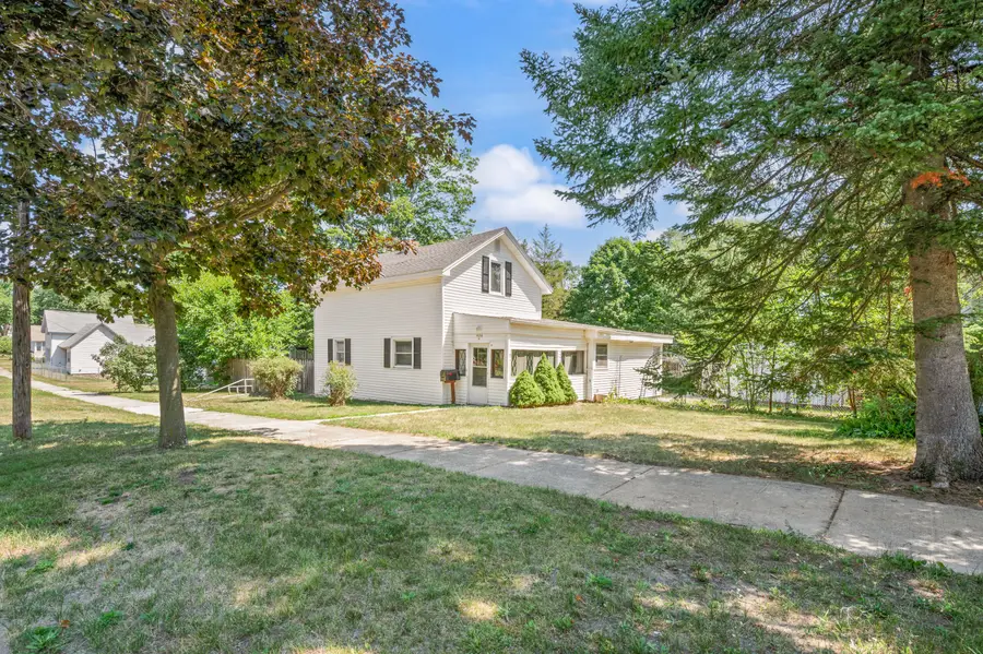 406 Marion Avenue, Big Rapids, MI 49307 - #2