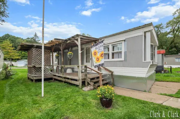 6495 Bodie Street Ne, Rockford, MI 49341