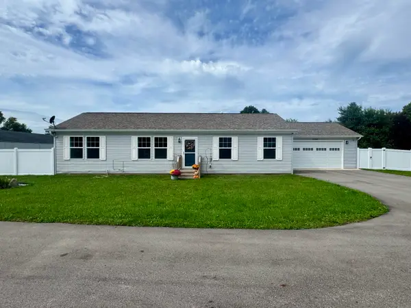 58062 Park Place, Dowagiac, MI 49047