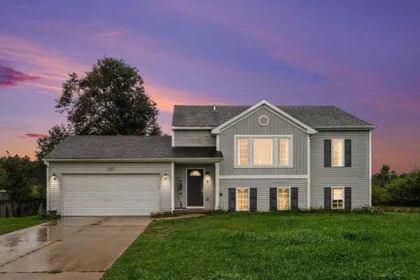 14627 Ivorystone Drive Ne, Cedar Springs, MI 49319