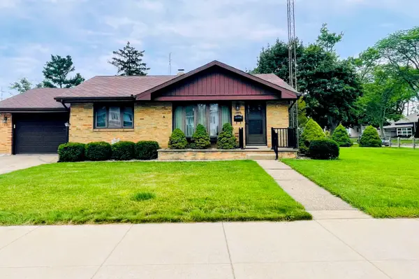 1920 Langley Avenue, St. Joseph, MI 49085