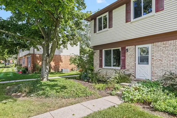 197 Sheffield Drive, Saline, MI 48176