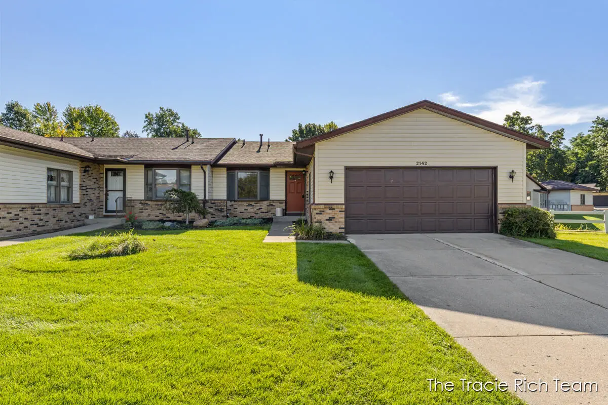 2142 Remington Way Ne, Grand Rapids, MI 49505 - #1
