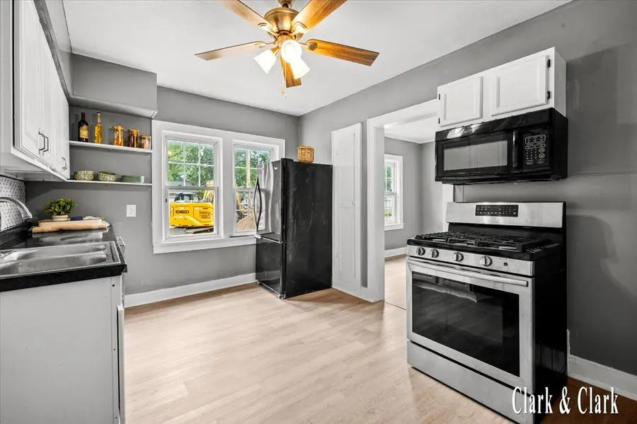 2044 Wood Street, Muskegon Heights, MI 49444 - #3