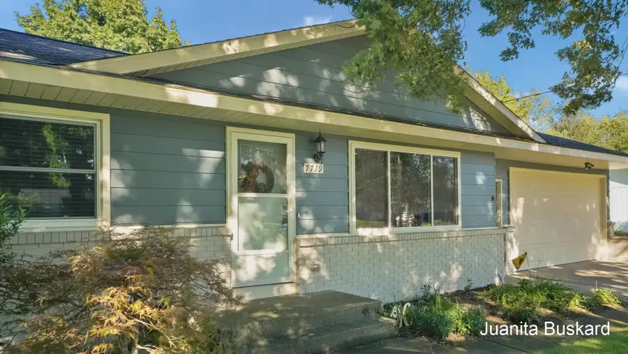 7719 Emberly Drive, Jenison, MI 49428 - #2