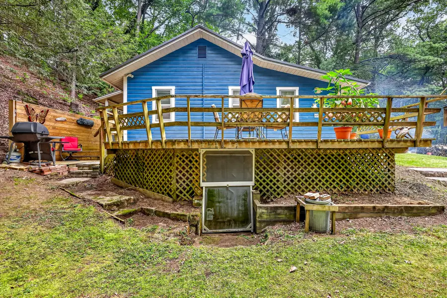 7297 S Lake Avenue, Pentwater, MI 49449 - #2