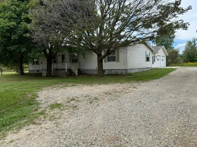 8738 Edgar Road, Lakeview, MI 48850 - #1