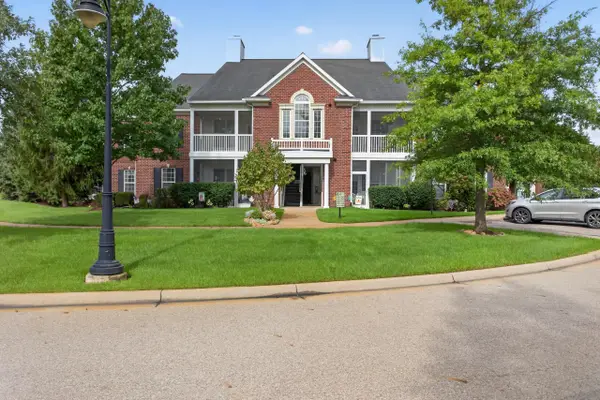 1967 Coventry Circle, Jackson, MI 49201