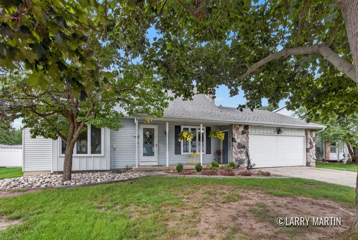 3131 Willow Creek Drive Sw, Grandville, MI 49418 - #1