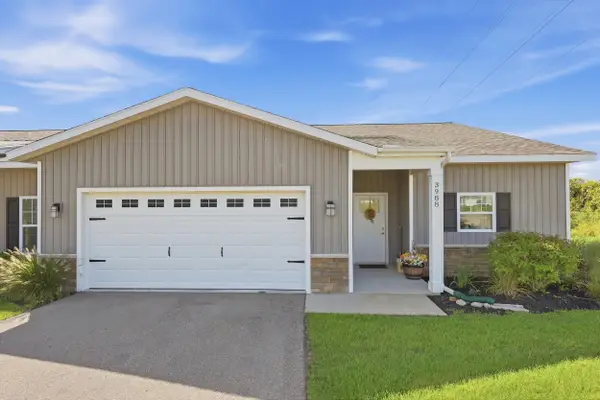 3988 Reserve Drive, Wyoming, MI 49519