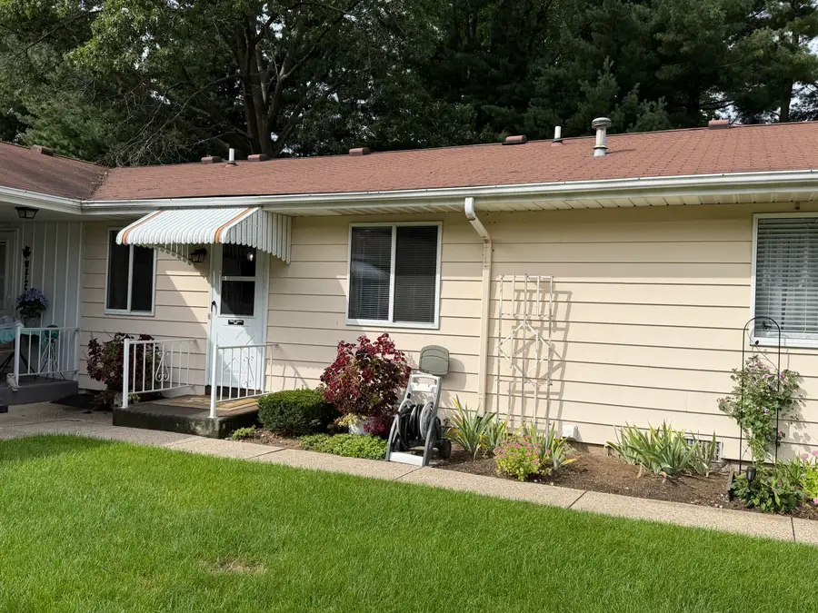 5831 Leisure South Drive Se, Kentwood, MI 49548 - #2