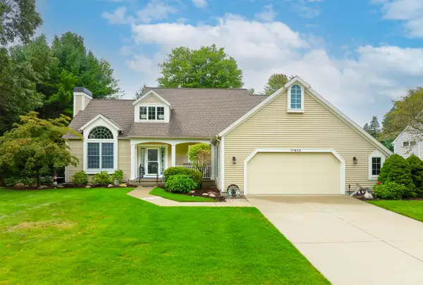17902 Wildwood Springs Parkway, Spring Lake, MI 49456