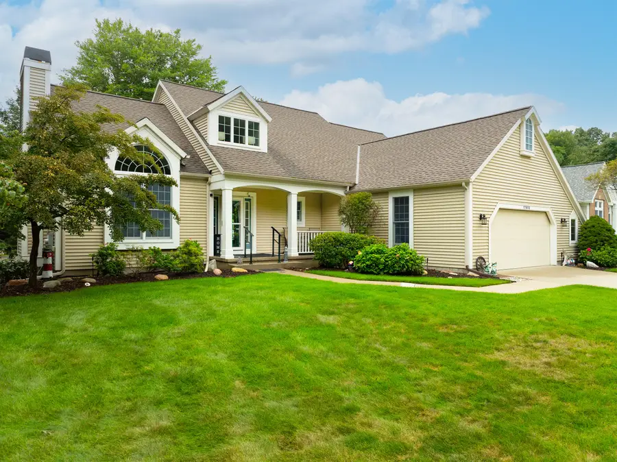 17902 Wildwood Springs Parkway, Spring Lake, MI 49456 - #2