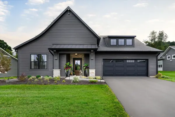 4704 Knapp Bluff Drive Ne, Grand Rapids, MI 49525