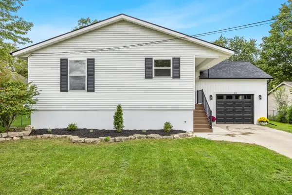 805 N Walnut Street, Greenville, MI 48838