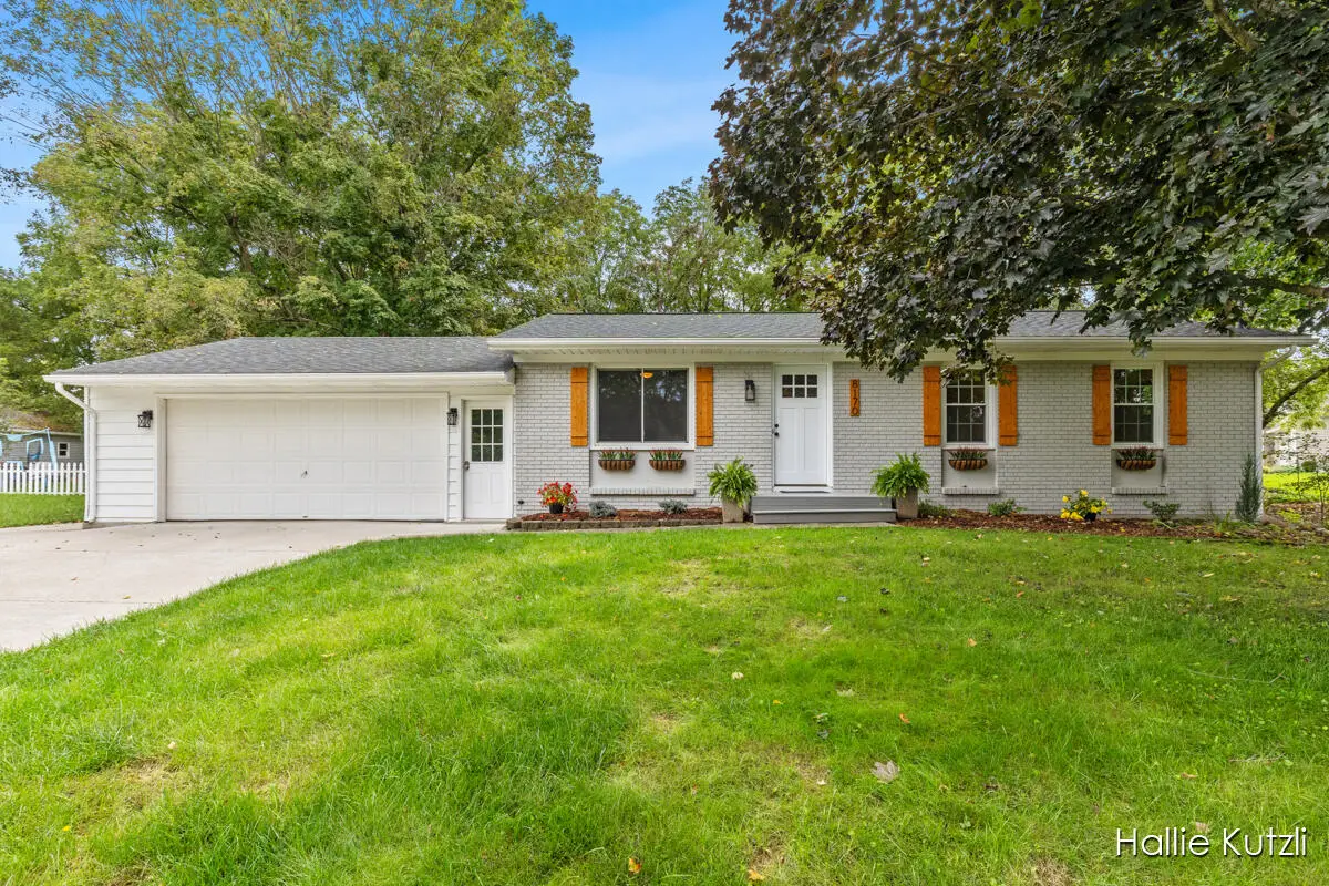 8170 Jericho Avenue Ne, Rockford, MI 49341 - #1